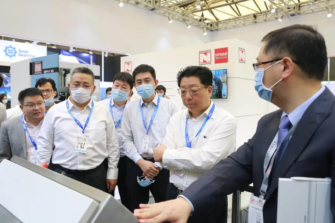 堅持“走出去”“引進來” 持續(xù)打造以市場為導(dǎo)向、產(chǎn)學(xué)研結(jié)合的線纜科技創(chuàng)新體系